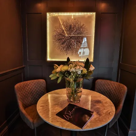 The Bank Manager'S Office Windermere